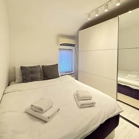 Lomina Luxe Apartment Belgrade